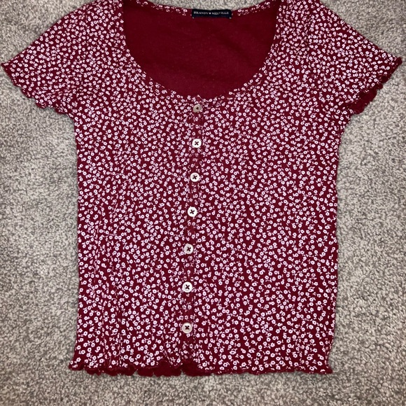 brandy melville baby tee - Picture 1 of 3